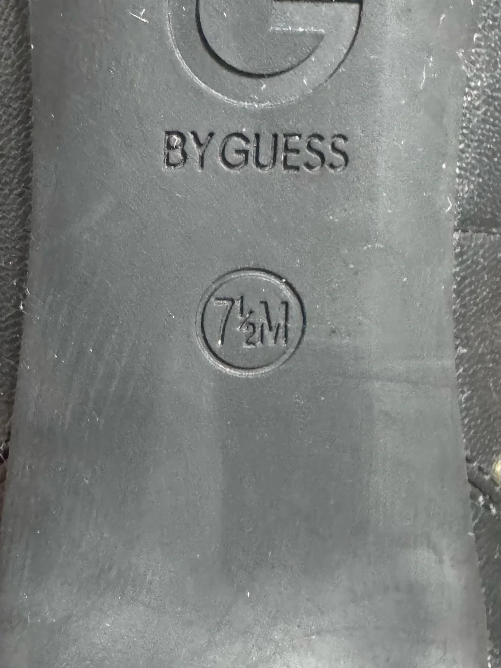 G by Guess elegant pointed